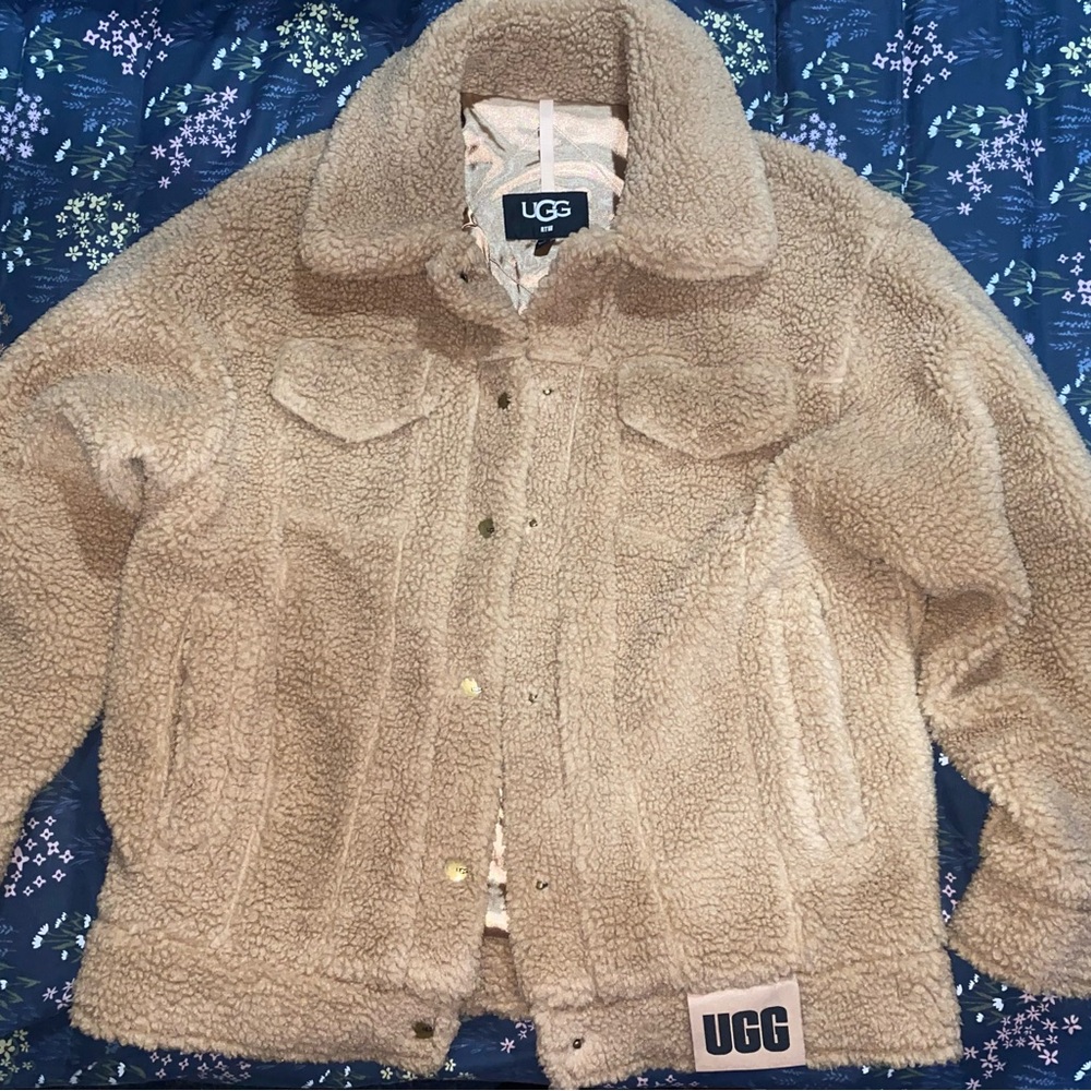 Ugg Sherpa jacket brand new - Picture 3 of 7
